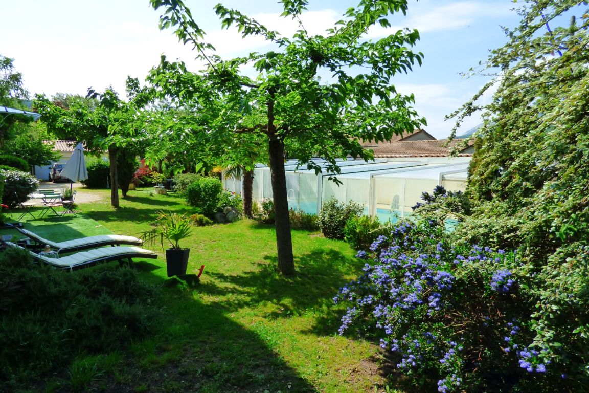 maison 9 pièces en vente sur SERRES (05700)