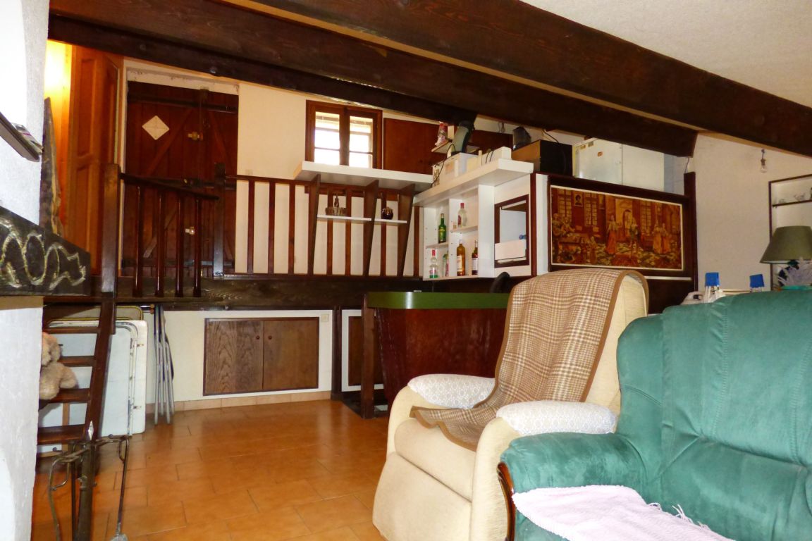 maison 3 pièces en vente sur CLARET (05110)