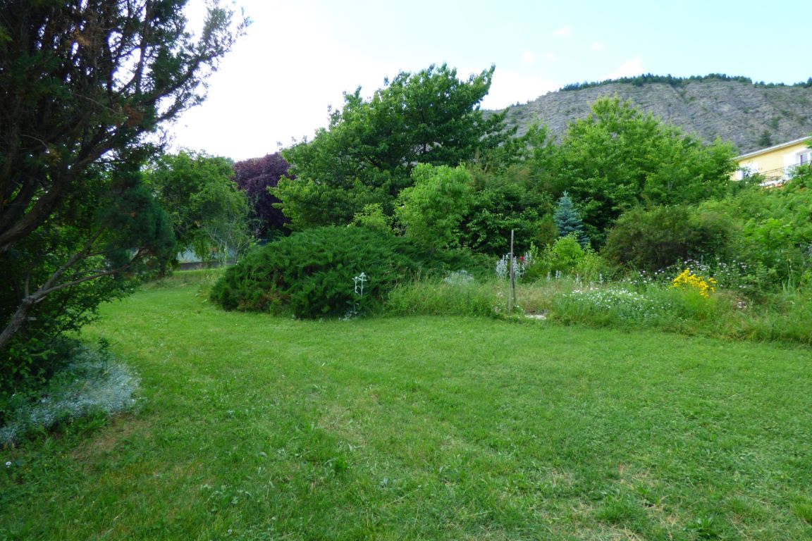 terrain à bâtir en vente sur LETTRET (05130)
