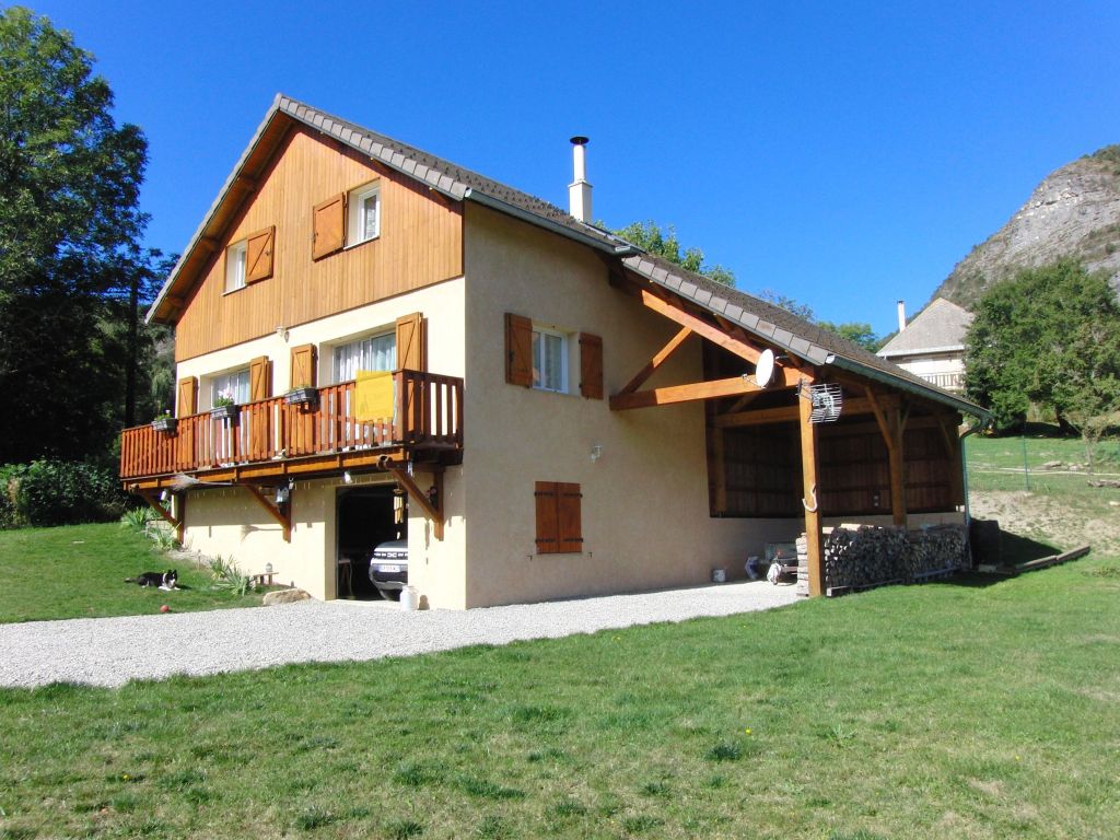 maison 4 pièces en vente sur SELONNET (04140)