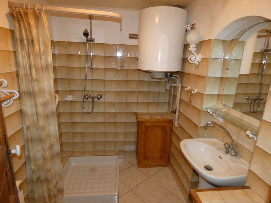 maison 6 pièces en vente sur Clamensane (04250)