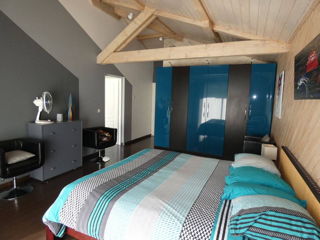 maison 5 pièces en vente sur LARAGNE MONTEGLIN (05300)