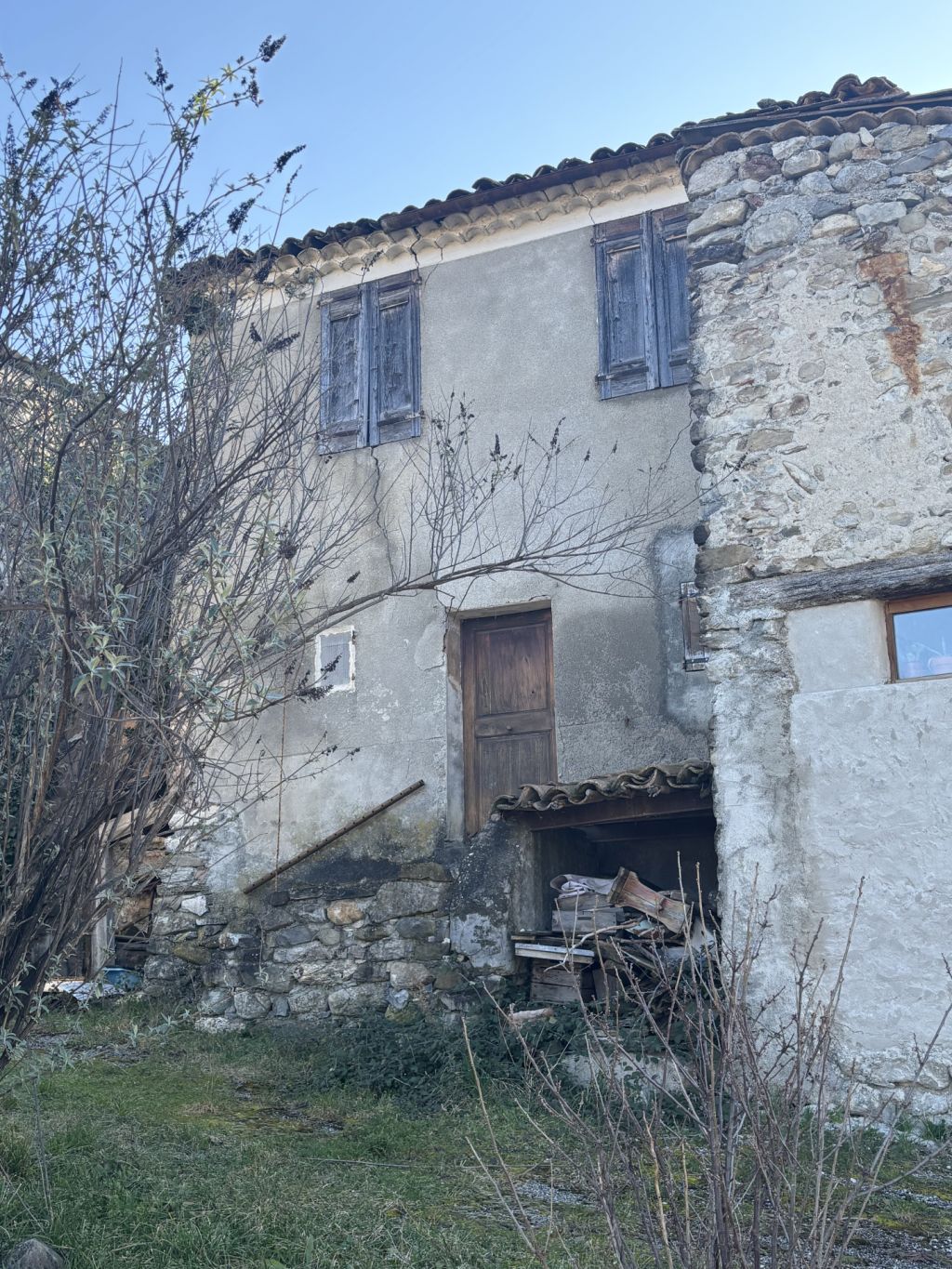 maison 4 pièces en vente sur Claret (05110)