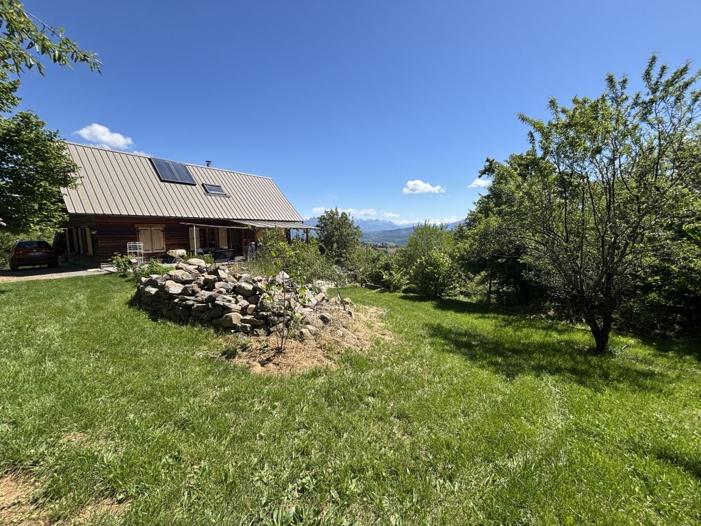 maison 6 pièces en vente sur Pelleautier (05000)