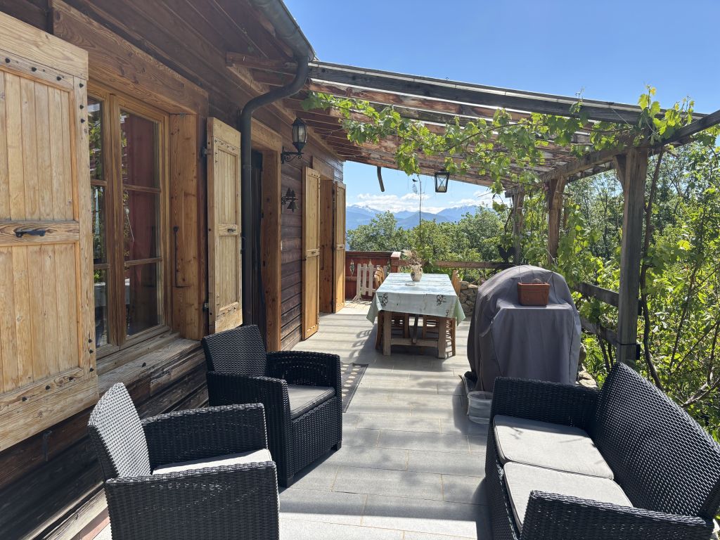 maison 6 pièces en vente sur Pelleautier (05000)
