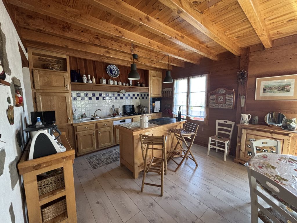 maison 6 pièces en vente sur Pelleautier (05000)
