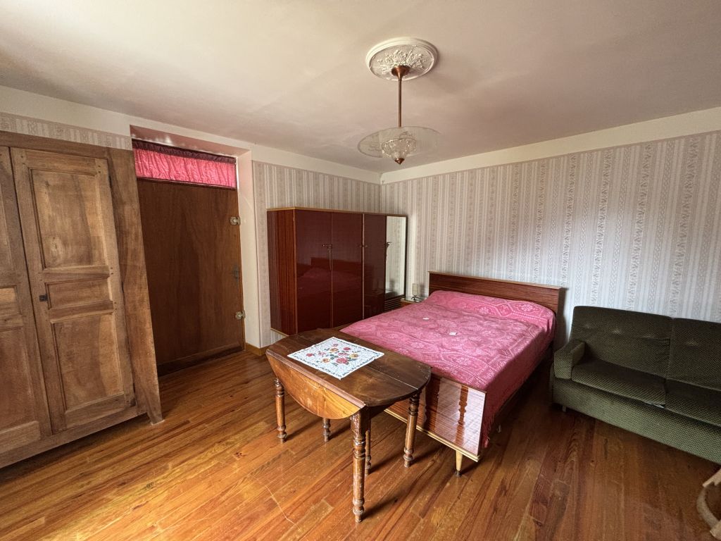 maison 4 pièces en vente sur Espinasses (05190)
