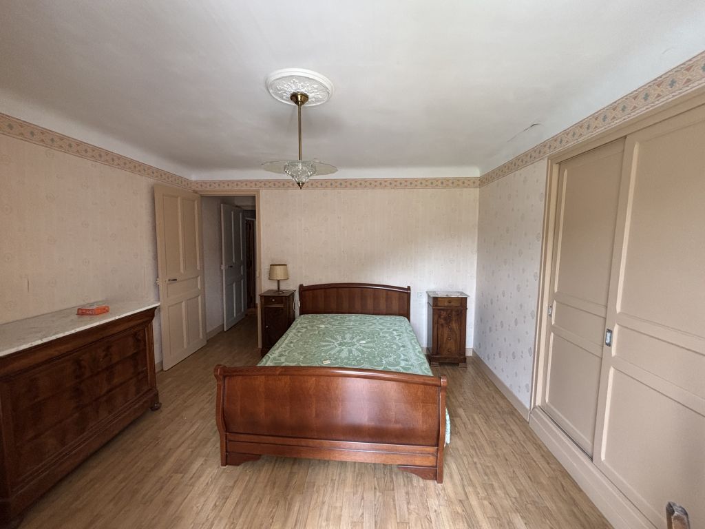 maison 4 pièces en vente sur Espinasses (05190)