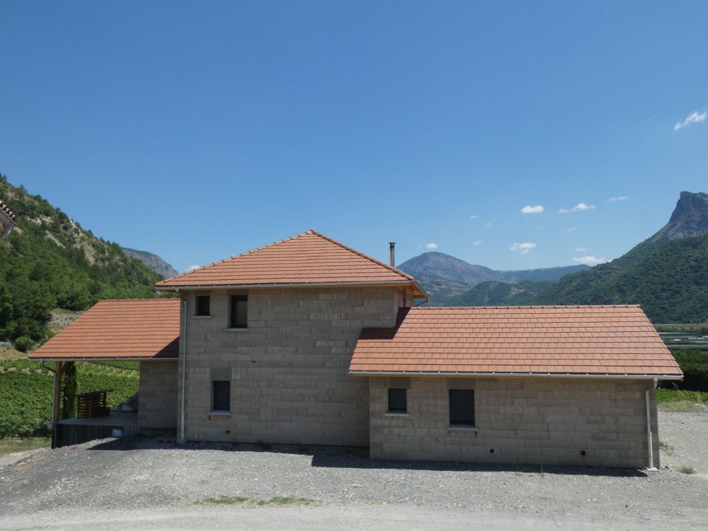 villa 6 pièces en vente sur Tallard (05130)