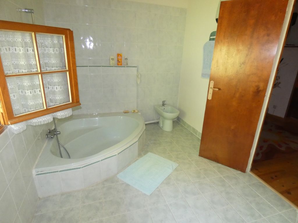 maison 4 pièces en vente sur Espinasses (05190)