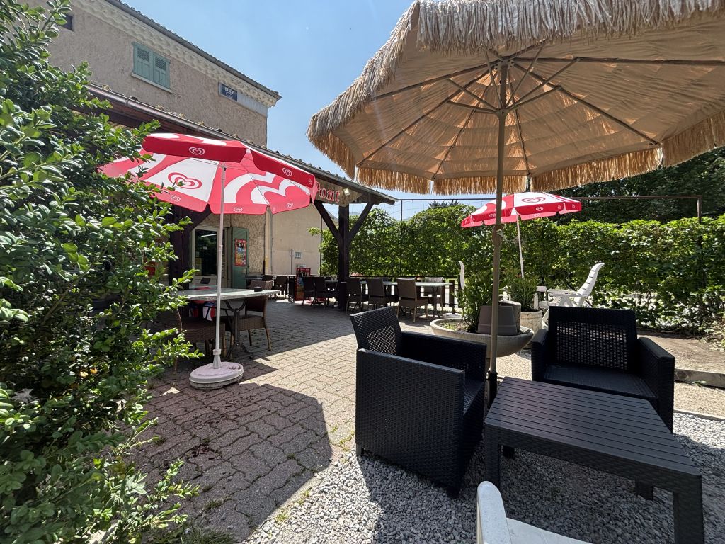 maison 10 pièces en vente sur Rochebrune (05190)