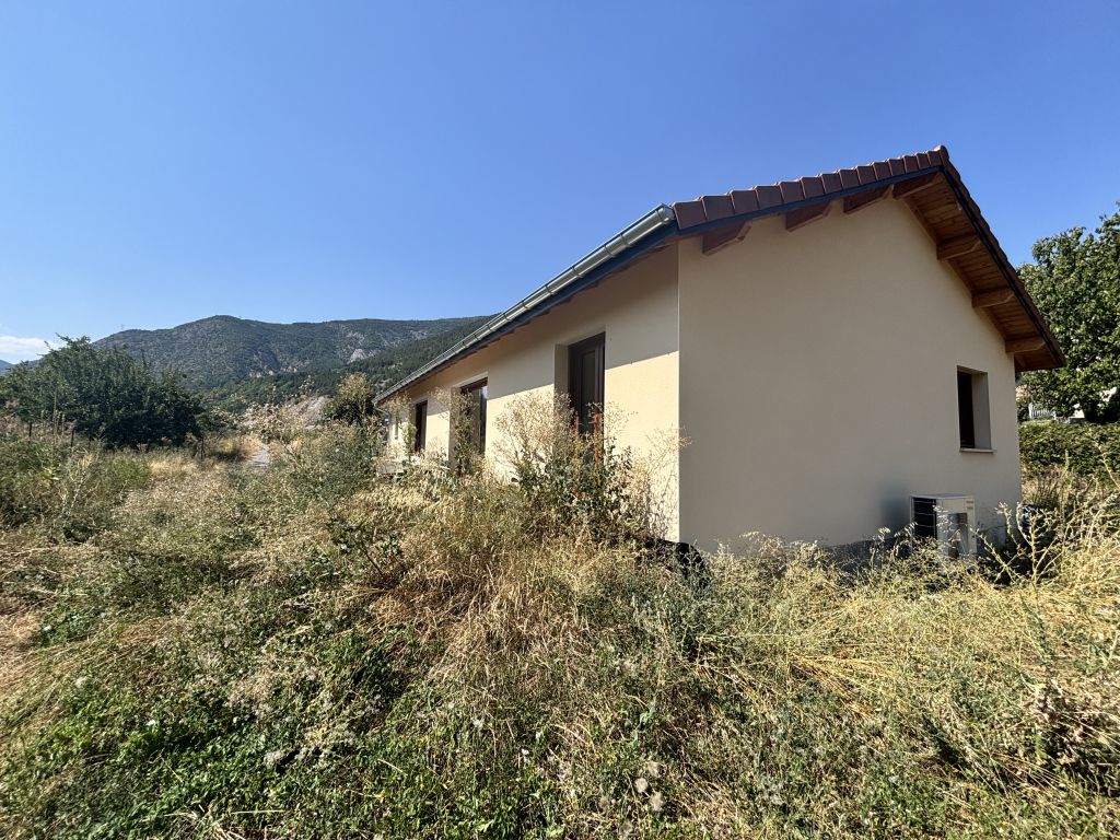 maison 5 pièces en vente sur Espinasses (05190)