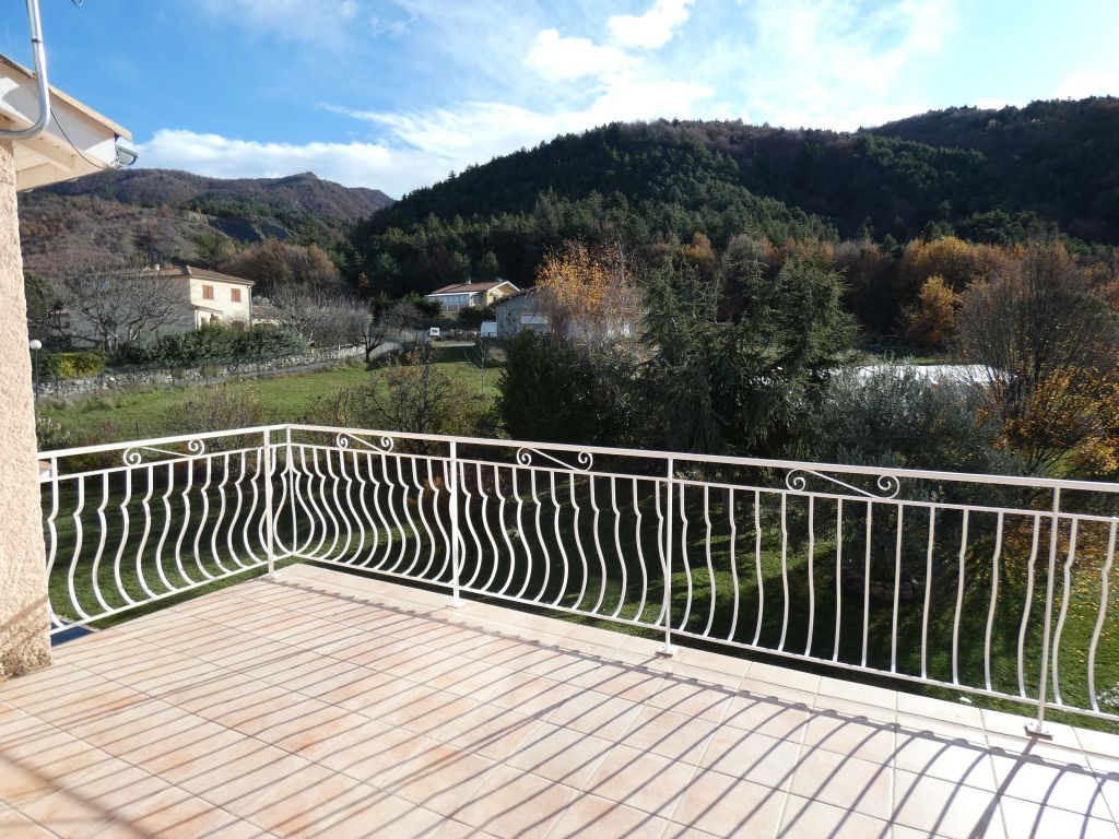 villa 8 pièces en vente sur Tallard (05130)