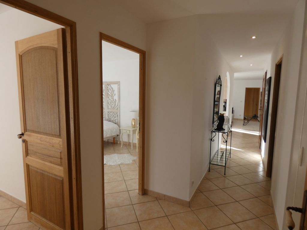 villa 8 pièces en vente sur Tallard (05130)