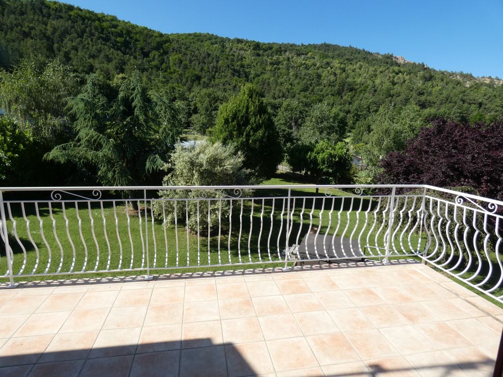 villa 8 pièces en vente sur Tallard (05130)