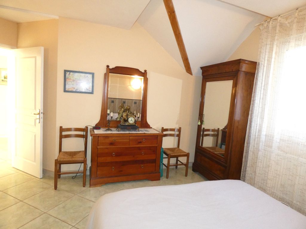 maison 13 pièces en vente sur Montclar (04140)