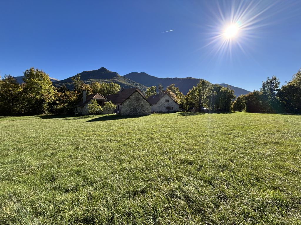 propriété 12 pièces en vente sur La Roche-des-Arnauds (05400)