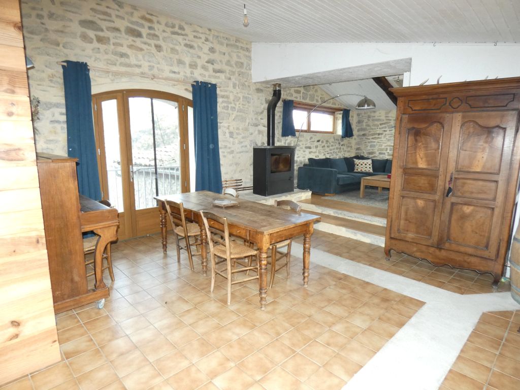 maison 5 pièces en vente sur Montjay (05150)