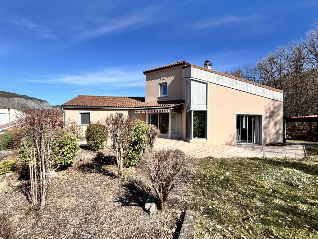 maison 9 pièces en vente sur Tallard (05130)