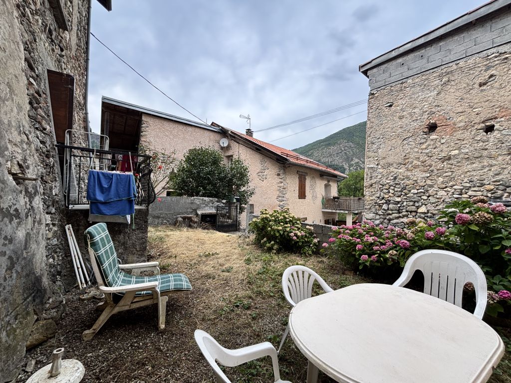 maison 3 pièces en vente sur Valserres (05130)