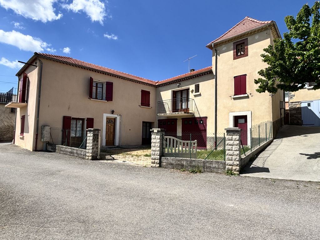 maison 7 pièces en vente sur Turriers (04250)
