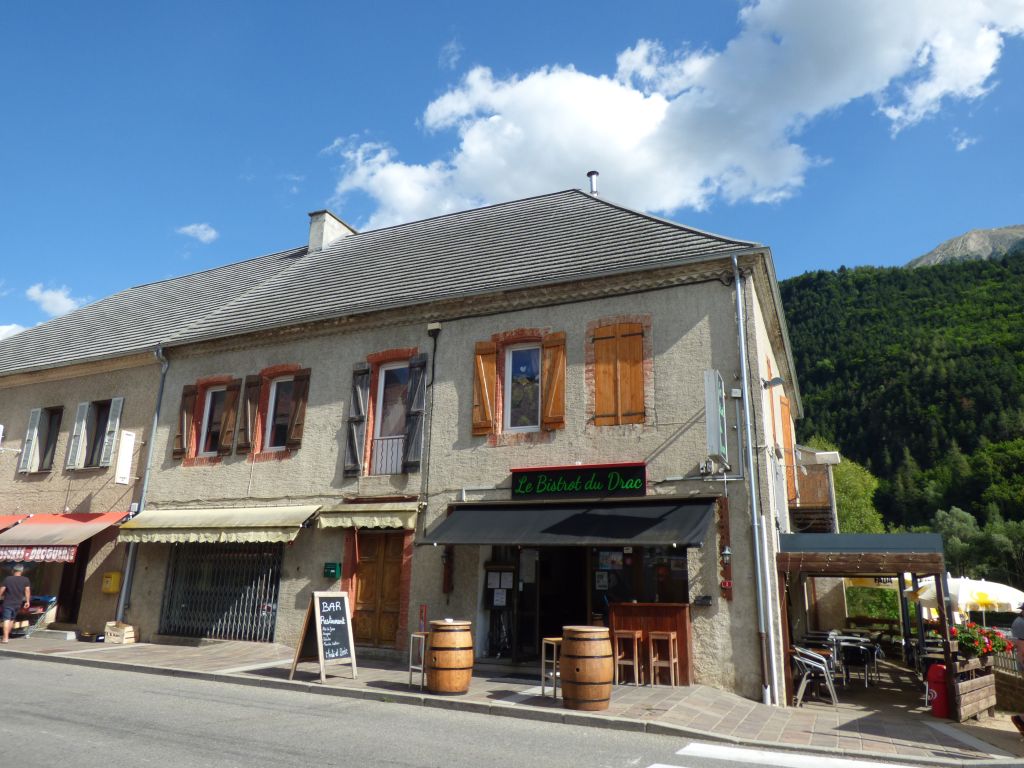 Vente Local d'activité Saint-Jean-Saint-Nicolas 05260