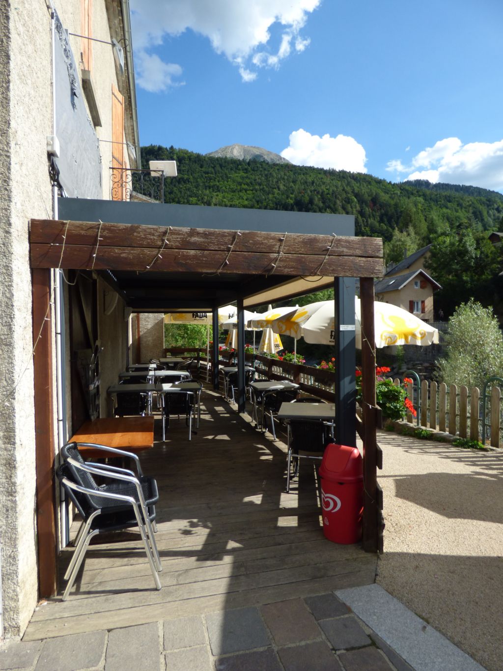 local d'activité en vente sur Saint-Jean-Saint-Nicolas (05260)