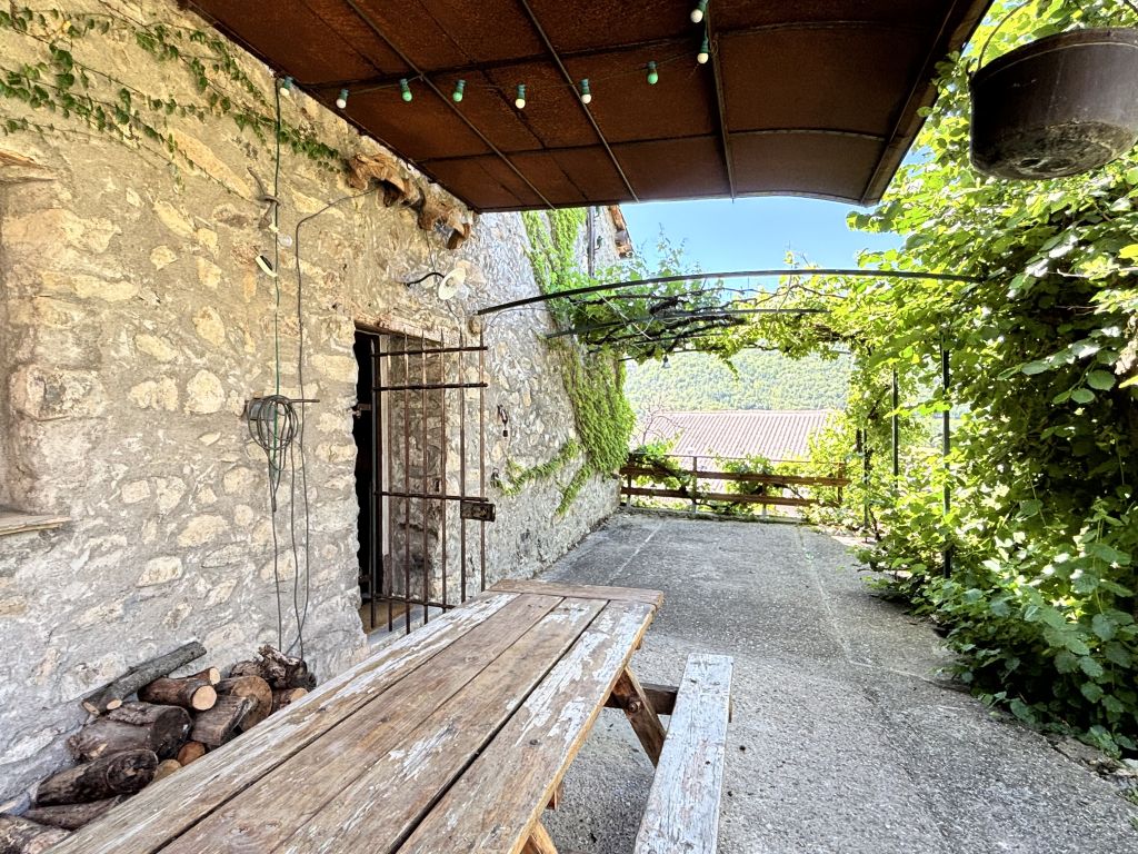 maison 5 pièces en vente sur Venterol (05130)